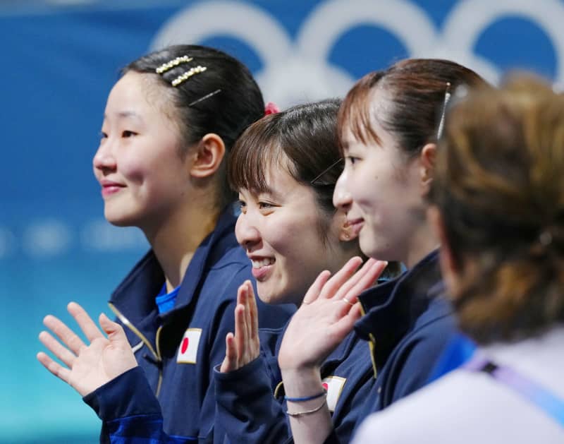 日本女子団体、「銀」以上確定